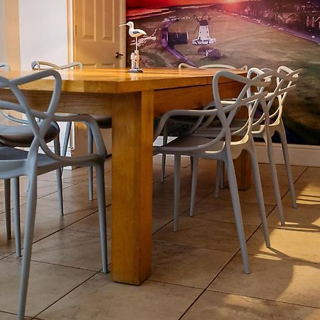 Sunny Seaside Beach House Lytham Centre Sleeps 8 Lytham St Annes Exterior foto