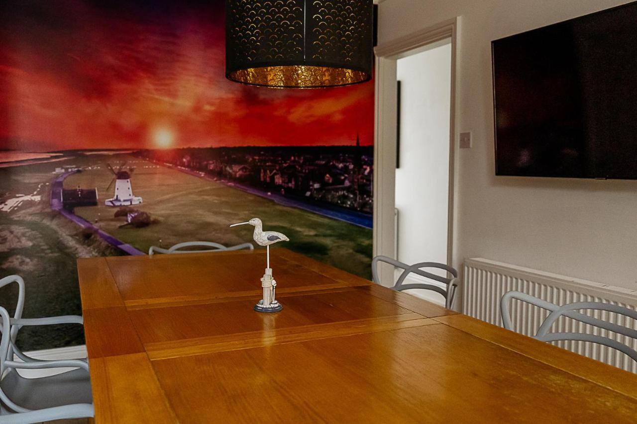 Sunny Seaside Beach House Lytham Centre Sleeps 8 Lytham St Annes Exterior foto